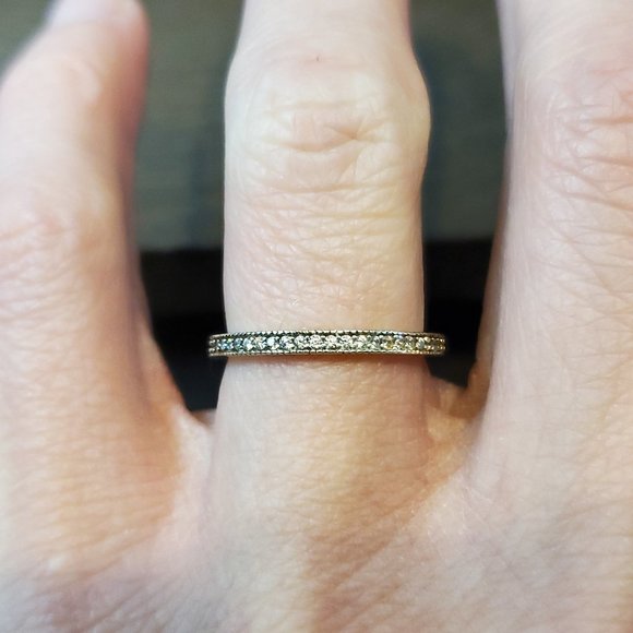 Size 6 925 Sterling Silver Clear Cubic Zirconia Thin Ring - Picture 1 of 5